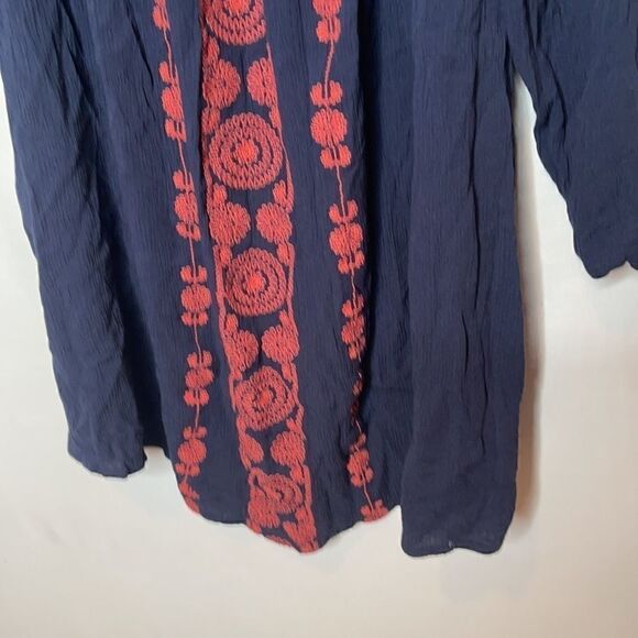 Aeoropostle Navy/Red Embroidered off The Shoulder Dress. Size Small. - Picture 4 of 8